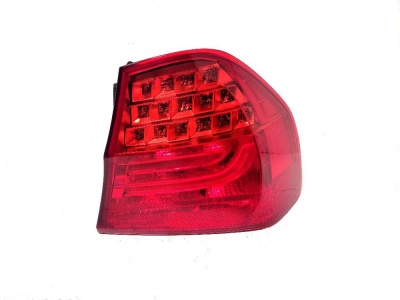 Фонарь задний правый (DEPO) E90 LCI 63217289426