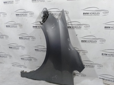 Крыло ЛЕВОЕ  volkswagen golf plus 5M1  5M0821021