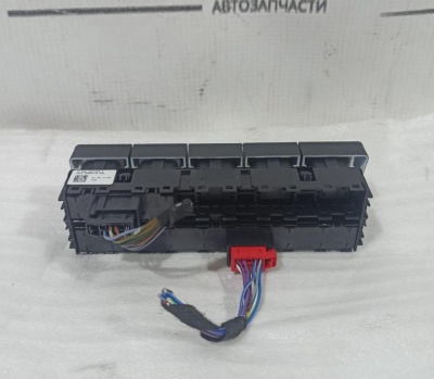 Блок кнопок SKODA OCTAVIA (A7) 2013-2020  5E2927132M