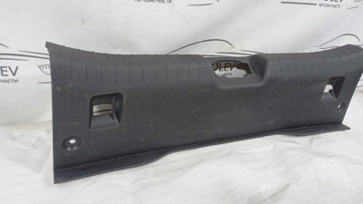 Накладка замка багажника (2007-2012)  Ceed 857701H000EQ