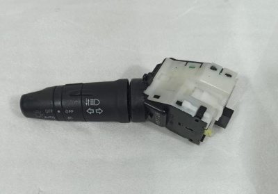 Переключатель поворотов подрулевой X-Trail (T31) 2007-2014  25540EM00E