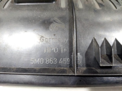 Обшивка багажника Golf Plus 2005-2014  5M0863459D82V