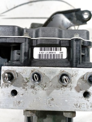 Блок ABS (насос) Nissan Qashqai (J10) 2006-2014    47660BR02A