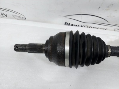 Полуось передняя правая Murano (Z50) 2004-2008 (ПОРВАН ПЫЛЬНИК)  39100CC40A