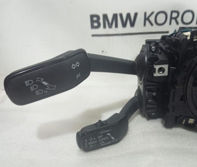 Переключатель подрулевой в сборе Octavia (A7) 2013-2020  5Q0953513AN
