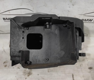 Корпус аккумулятора Ford Focus 2  4-N51-10A659-AA