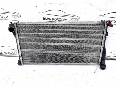Радиатор основной BMW 5 E39 17112247345