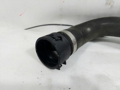 Патрубок радиатора Octavia (A5 1Z-) 2004-2013 НИЖНИЙ    1K0122051FE