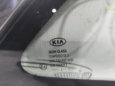 Стекло кузовное глухое правое Kia Ceed JD (2012-2018) 87820A2600
