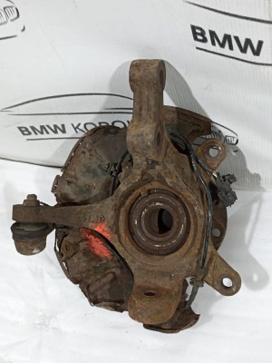 Поворотный кулак передний левый Suzuki SX4 2013-  SX4 4515161M00