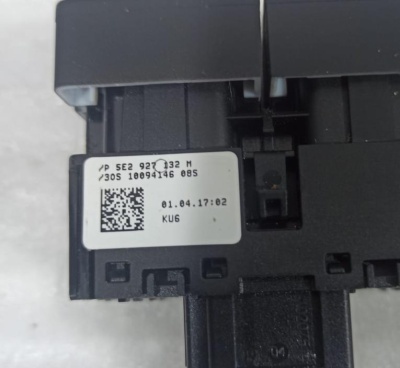 Блок кнопок SKODA OCTAVIA (A7) 2013-2020  5E2927132M
